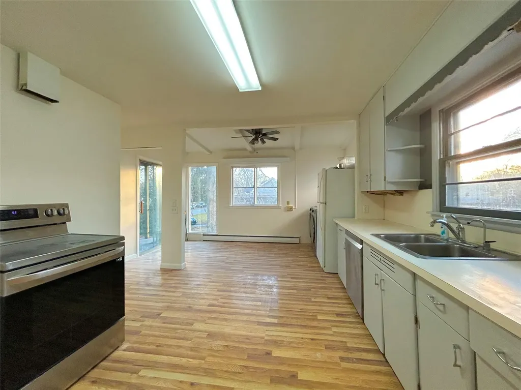 16 Pennock Road Poughkeepsie NY 12603