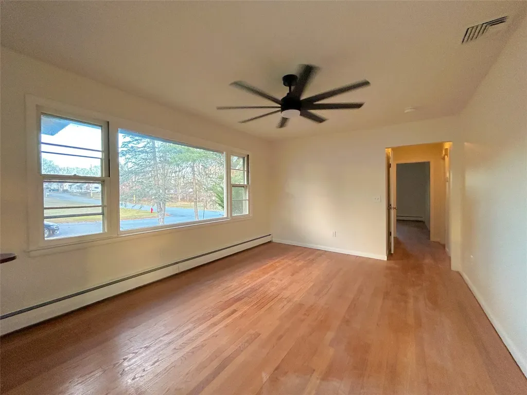16 Pennock Road Poughkeepsie NY 12603