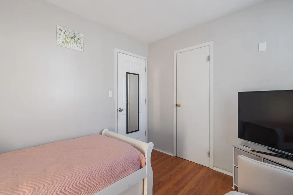 23 Oakland Drive W Riverhead NY 11901