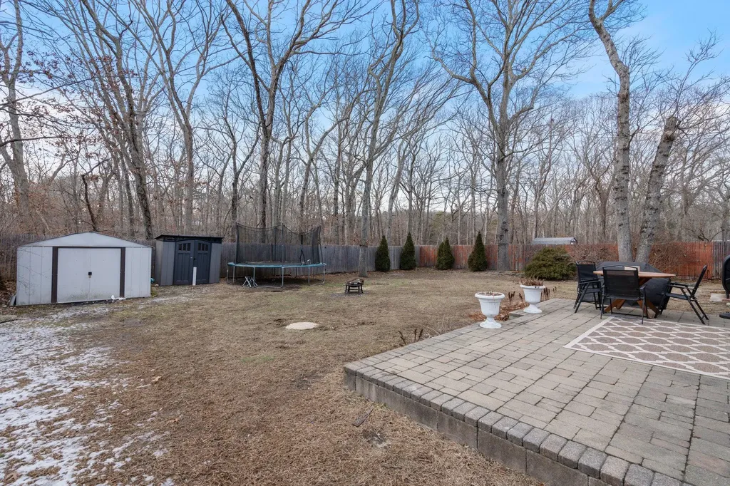 23 Oakland Drive W Riverhead NY 11901