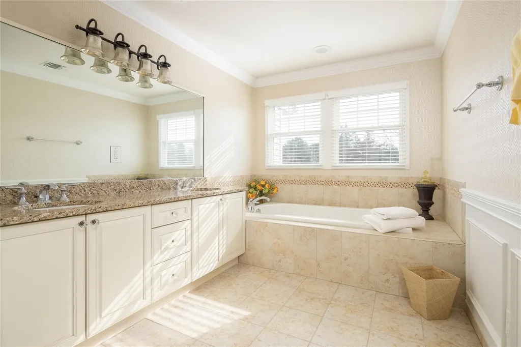 403 Gettysburg Drive Westhampton Beach NY 11978