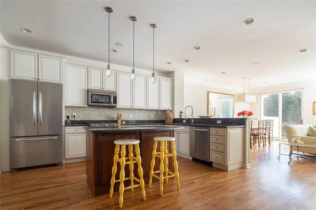 403 Gettysburg Drive Westhampton Beach NY 11978