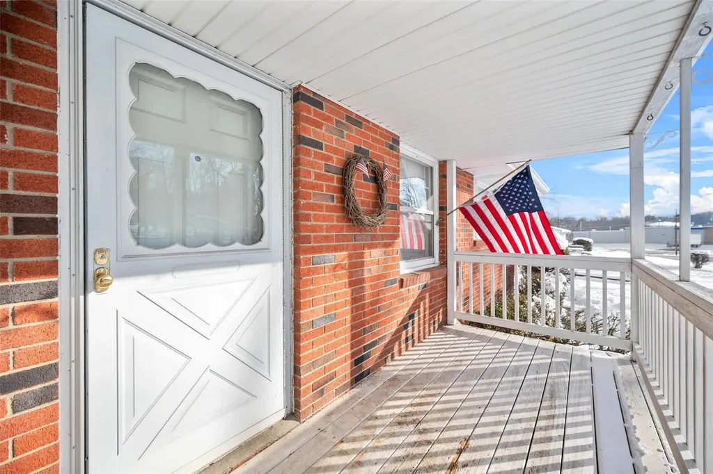 108 Coldenham Road Walden NY 12586