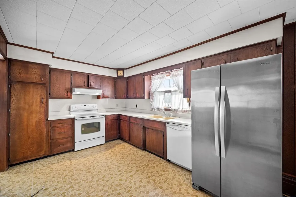 108 Coldenham Road Walden NY 12586