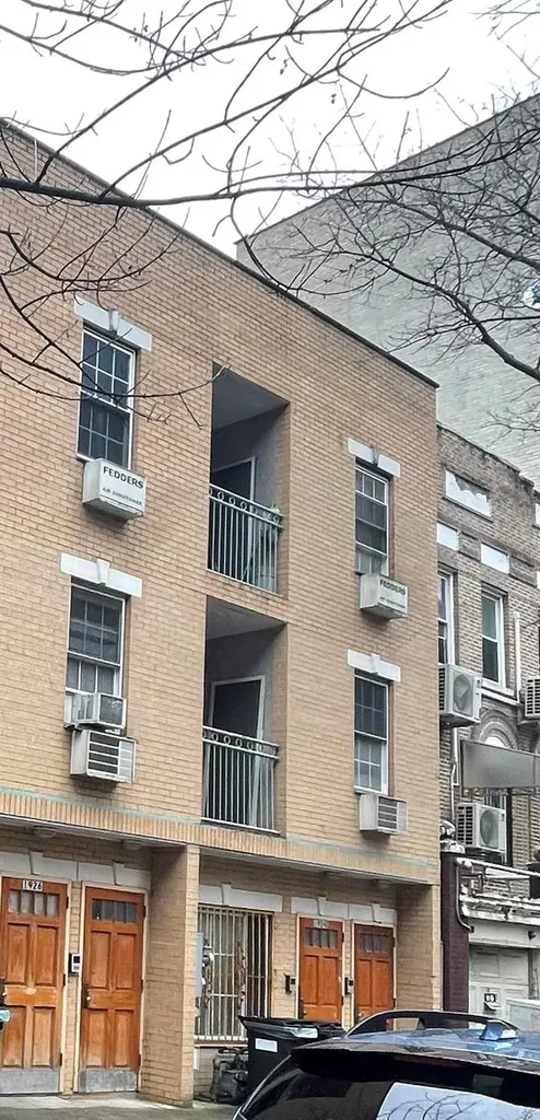 1928 Mcgraw Avenue Bronx NY 10462