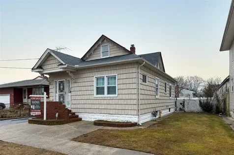150 Vespucci Avenue Copiague NY 11726