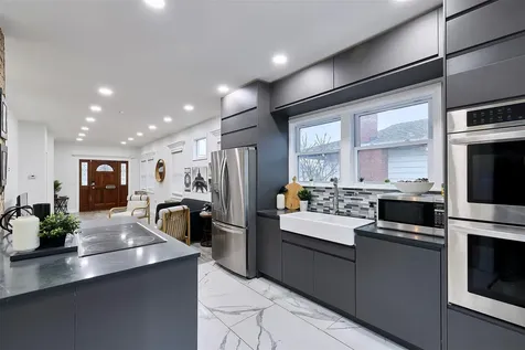 150 Vespucci Avenue Copiague NY 11726
