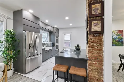 150 Vespucci Avenue Copiague NY 11726