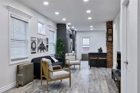 150 Vespucci Avenue Copiague NY 11726