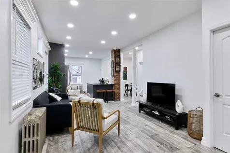 150 Vespucci Avenue Copiague NY 11726