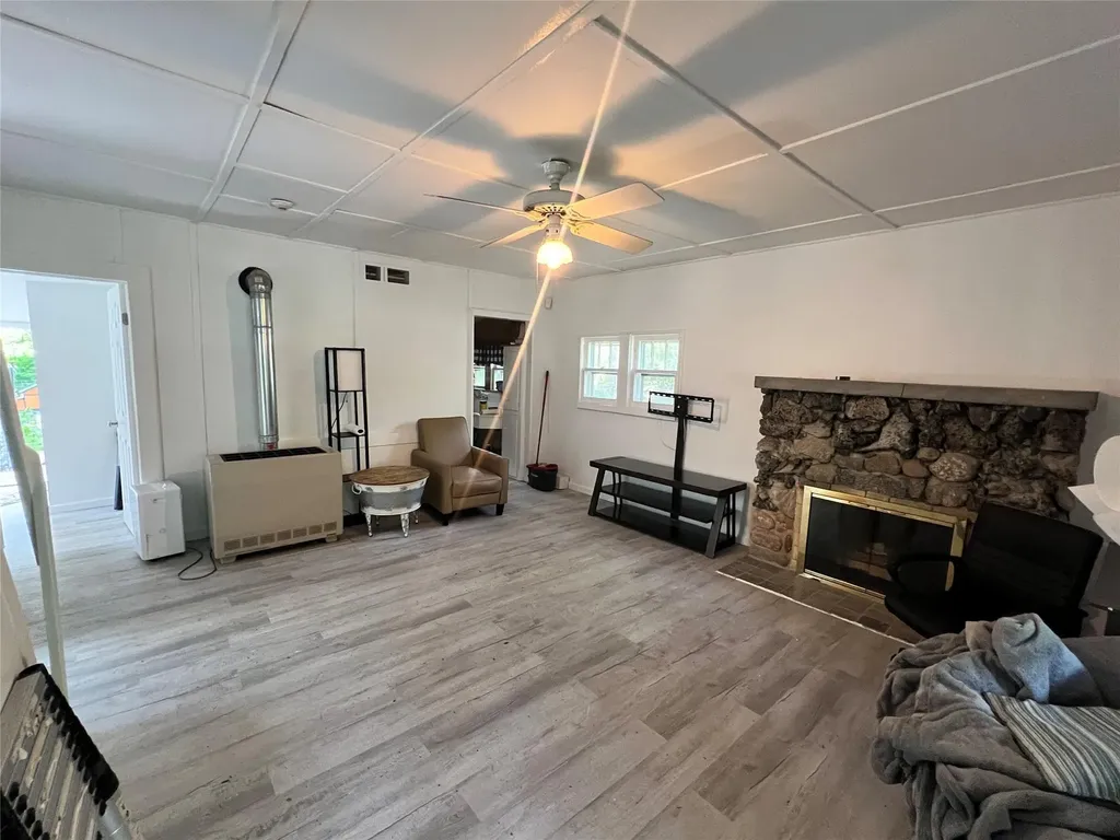 61 Shore Drive Godeffroy NY 12729