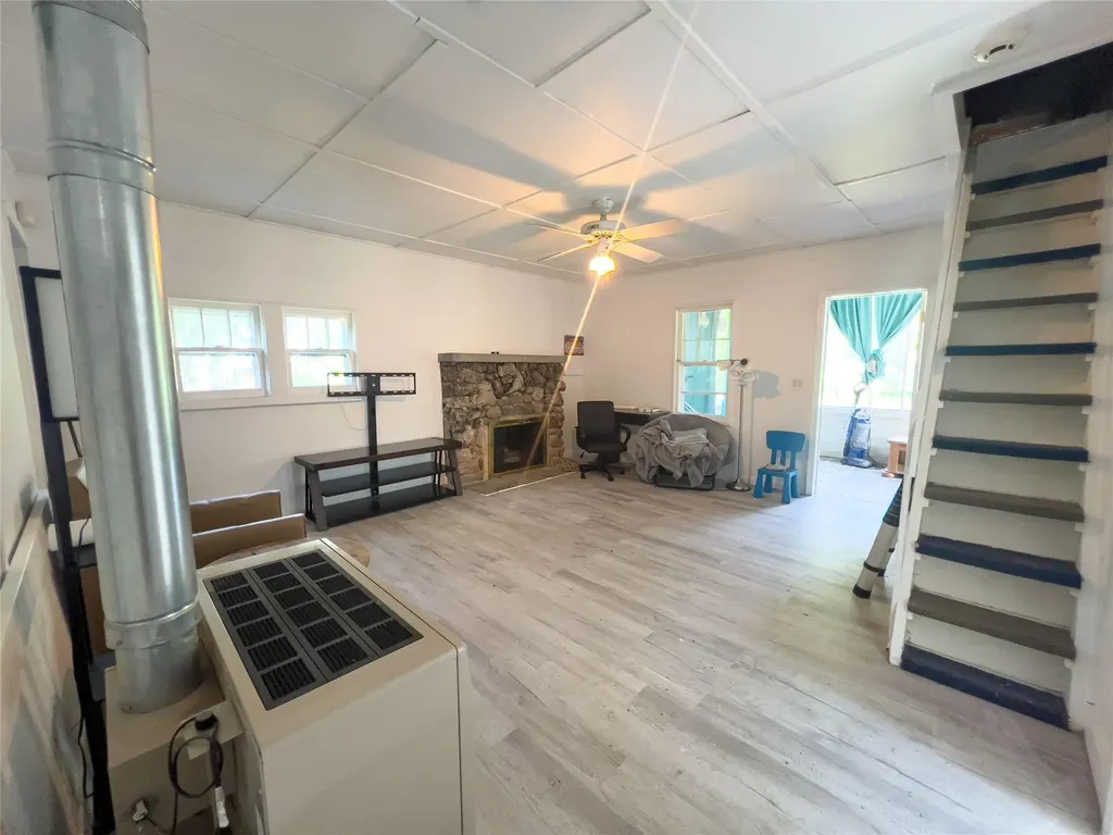 61 Shore Drive Godeffroy NY 12729