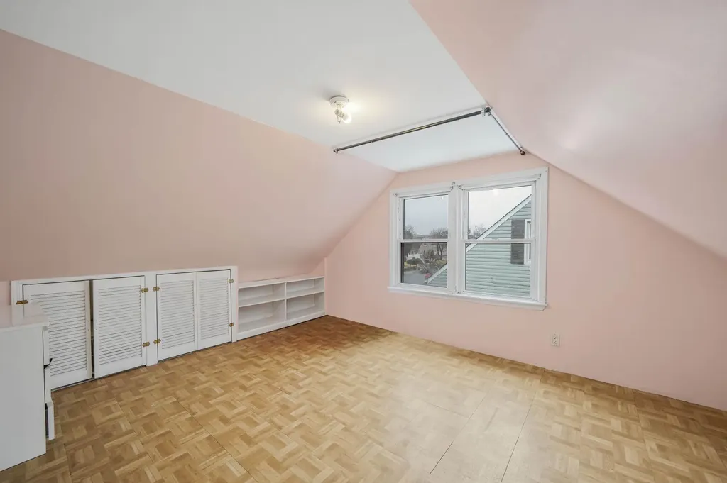 246 S Pershing Avenue Bethpage NY 11714