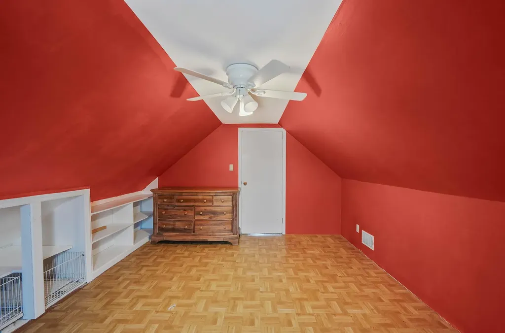 246 S Pershing Avenue Bethpage NY 11714