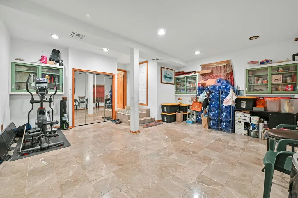 2 Trinity Place Spring Valley NY 10977