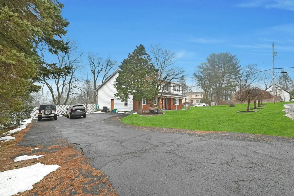 2 Trinity Place Spring Valley NY 10977