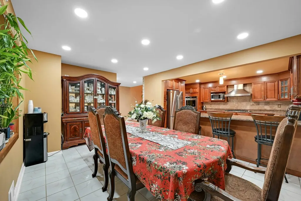 2 Trinity Place Spring Valley NY 10977