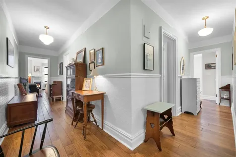 105 Garth Road Scarsdale NY 10583
