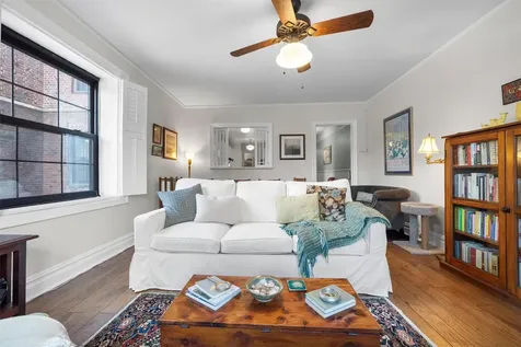 105 Garth Road Scarsdale NY 10583