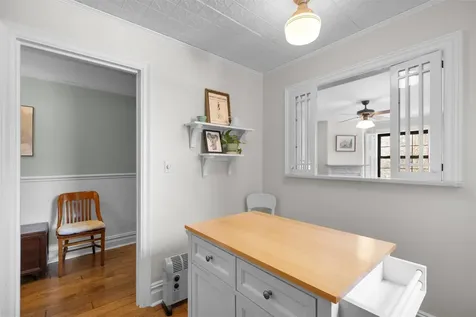 105 Garth Road Scarsdale NY 10583