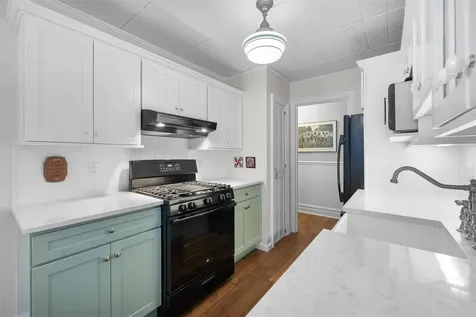 105 Garth Road Scarsdale NY 10583
