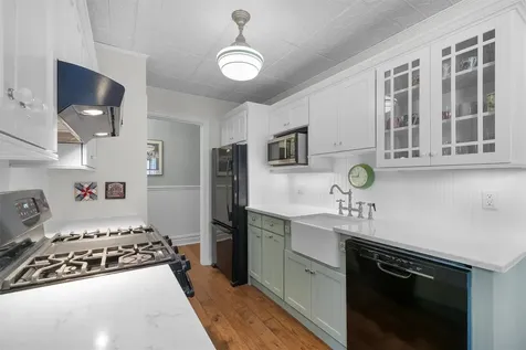 105 Garth Road Scarsdale NY 10583