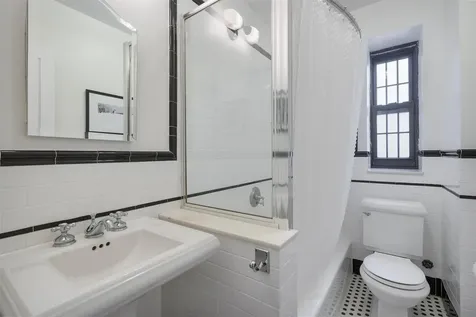 105 Garth Road Scarsdale NY 10583