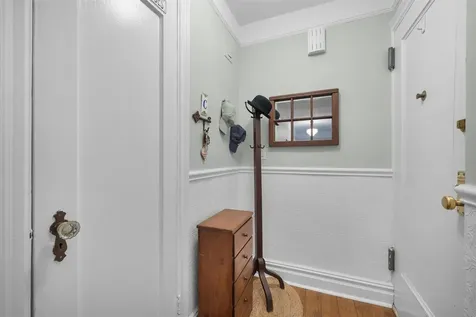 105 Garth Road Scarsdale NY 10583