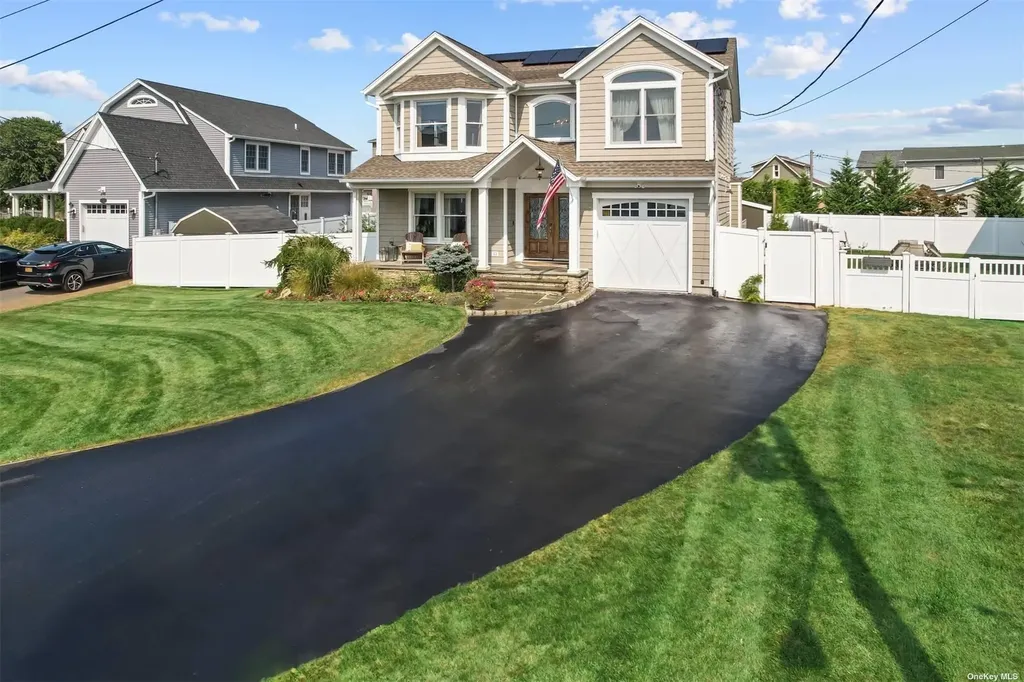 3 E Lincoln Avenue Massapequa NY 11758