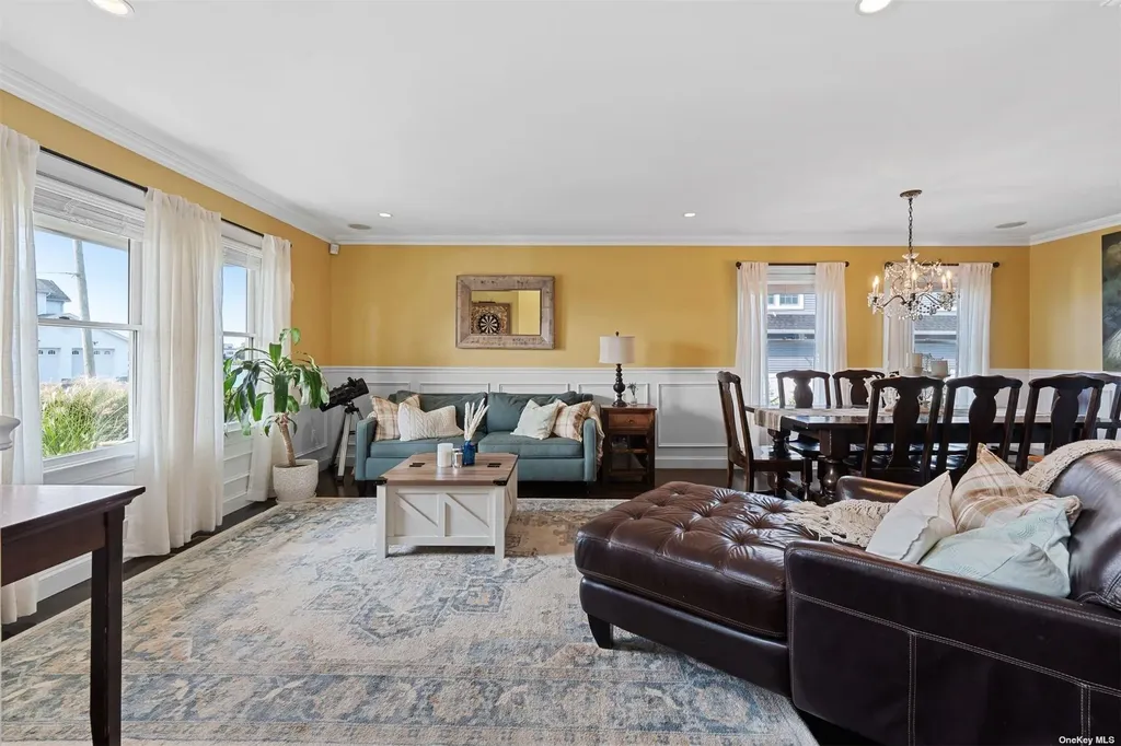 3 E Lincoln Avenue Massapequa NY 11758