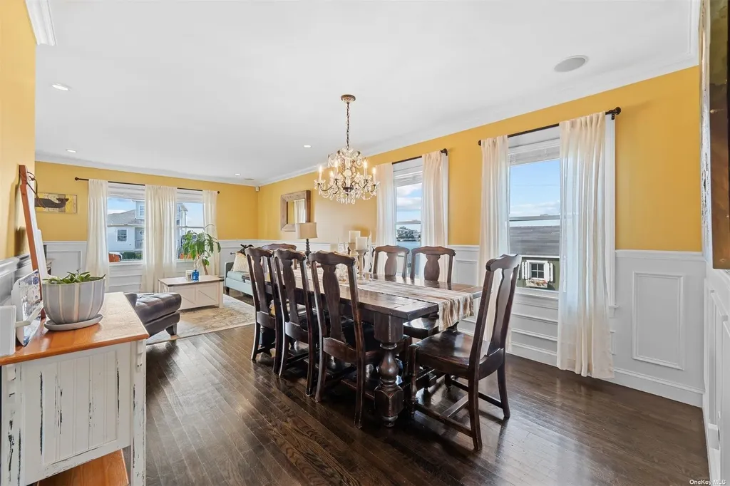 3 E Lincoln Avenue Massapequa NY 11758