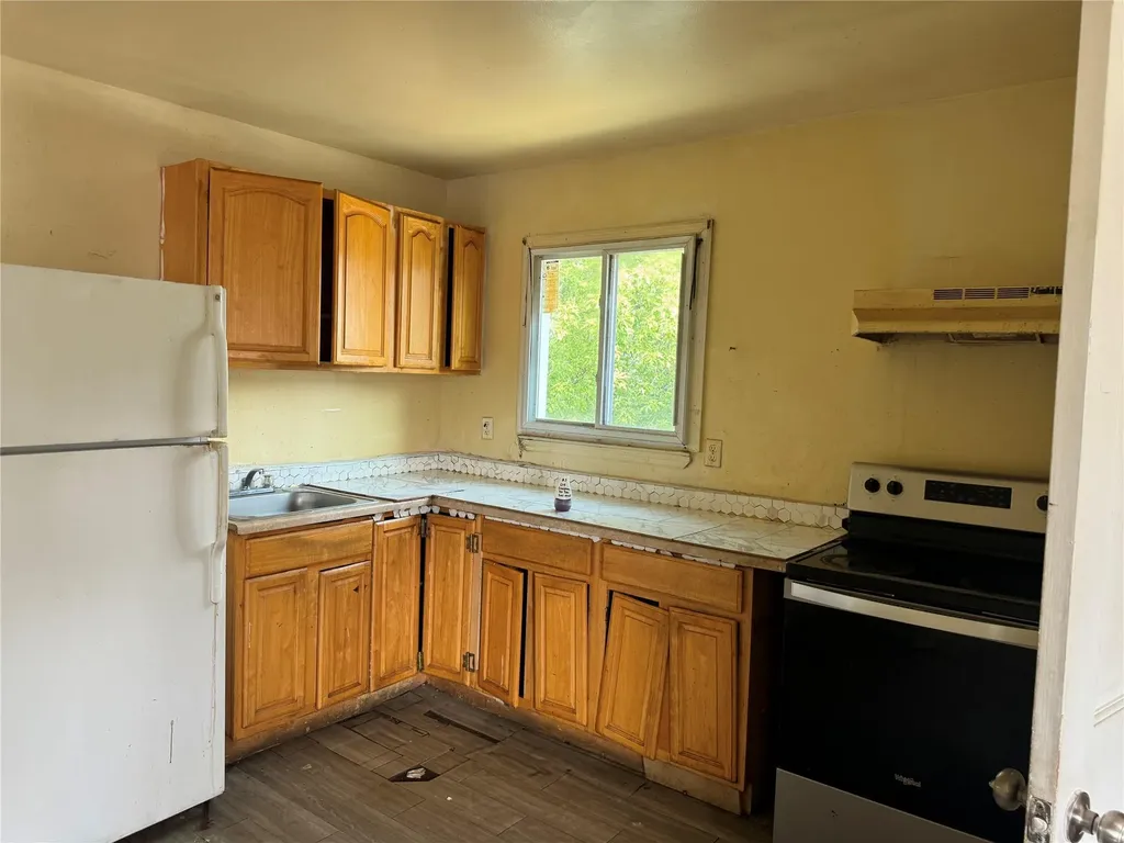 619 Grassmere Terrace Far Rockaway NY 11691