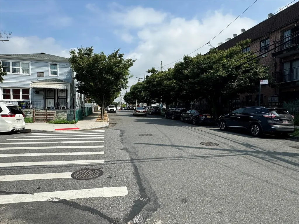 619 Grassmere Terrace Far Rockaway NY 11691