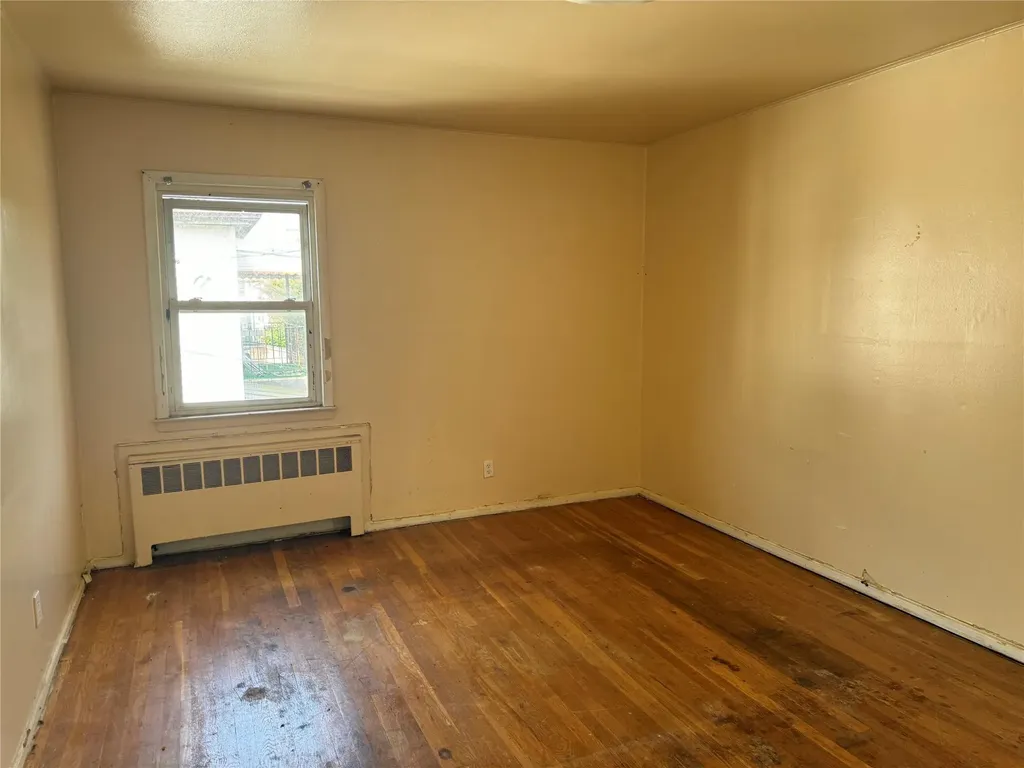 619 Grassmere Terrace Far Rockaway NY 11691