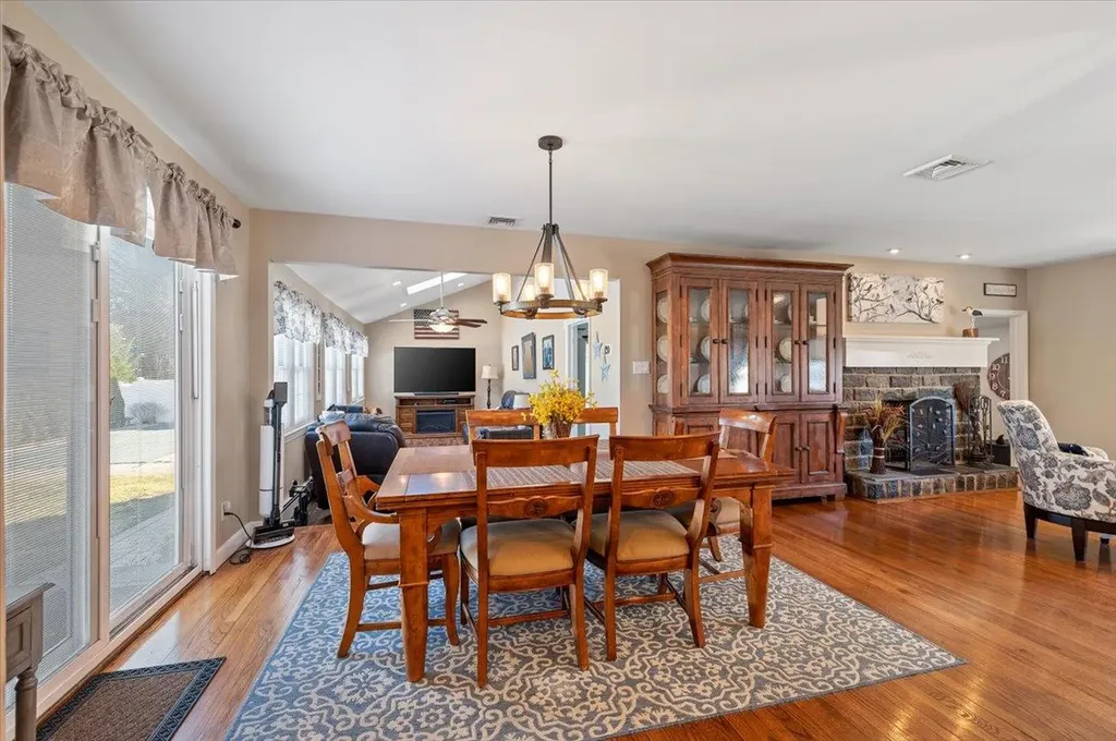 170 Broadway Bethpage NY 11714