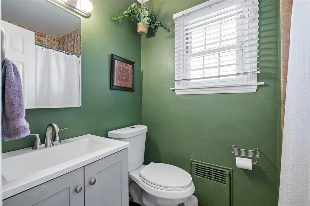 170 Broadway Bethpage NY 11714