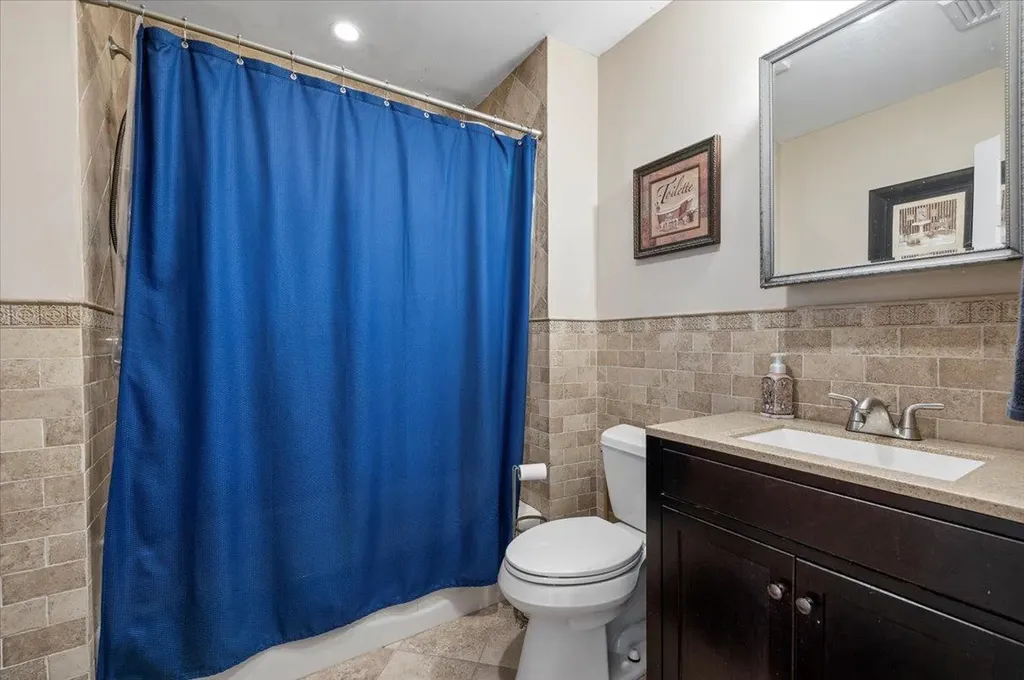 170 Broadway Bethpage NY 11714