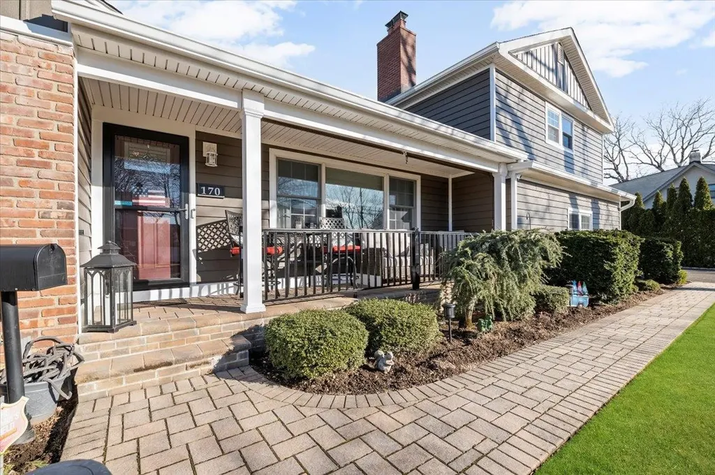 170 Broadway Bethpage NY 11714
