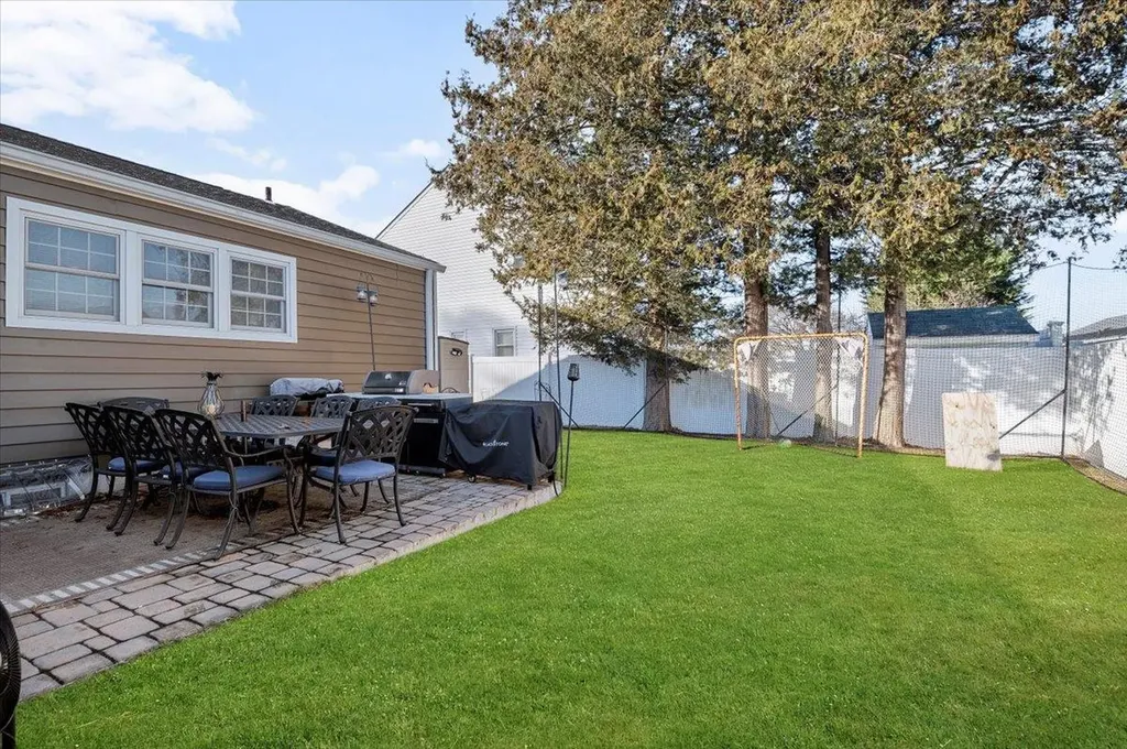 170 Broadway Bethpage NY 11714