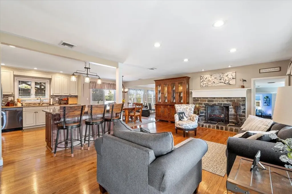 170 Broadway Bethpage NY 11714