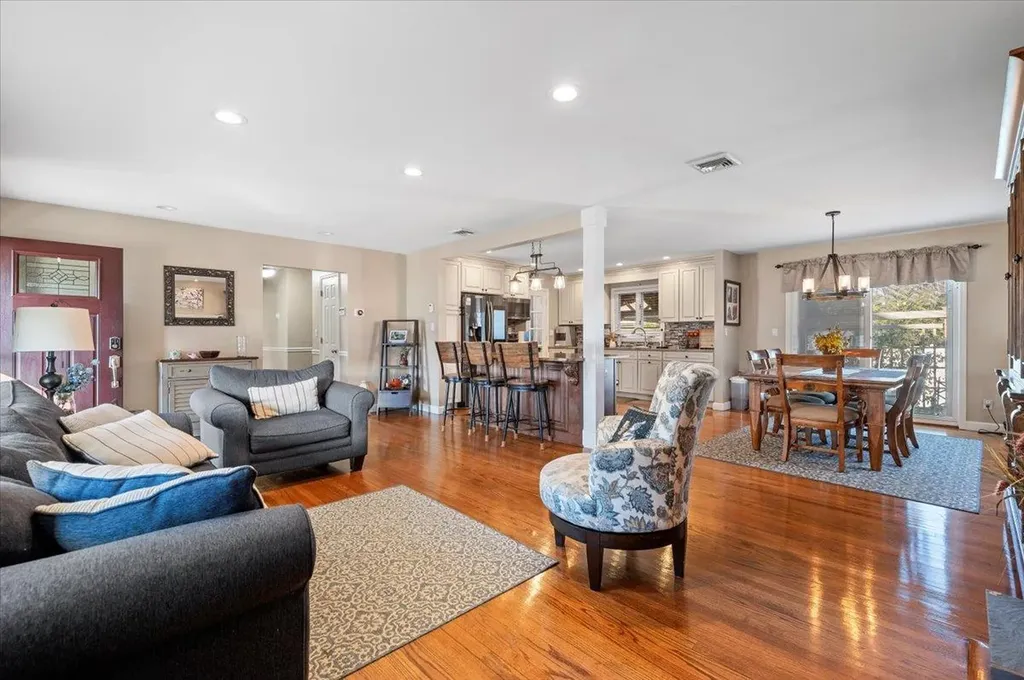 170 Broadway Bethpage NY 11714