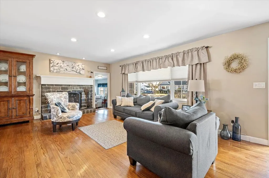 170 Broadway Bethpage NY 11714