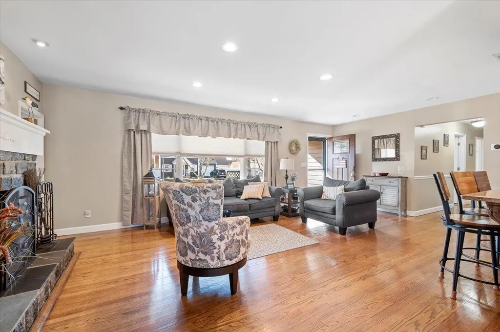 170 Broadway Bethpage NY 11714