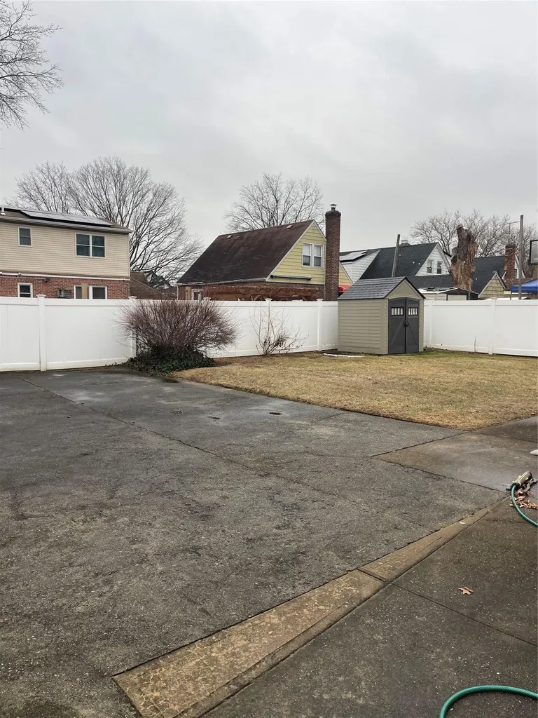 58 Dewitt Street Valley Stream NY 11580
