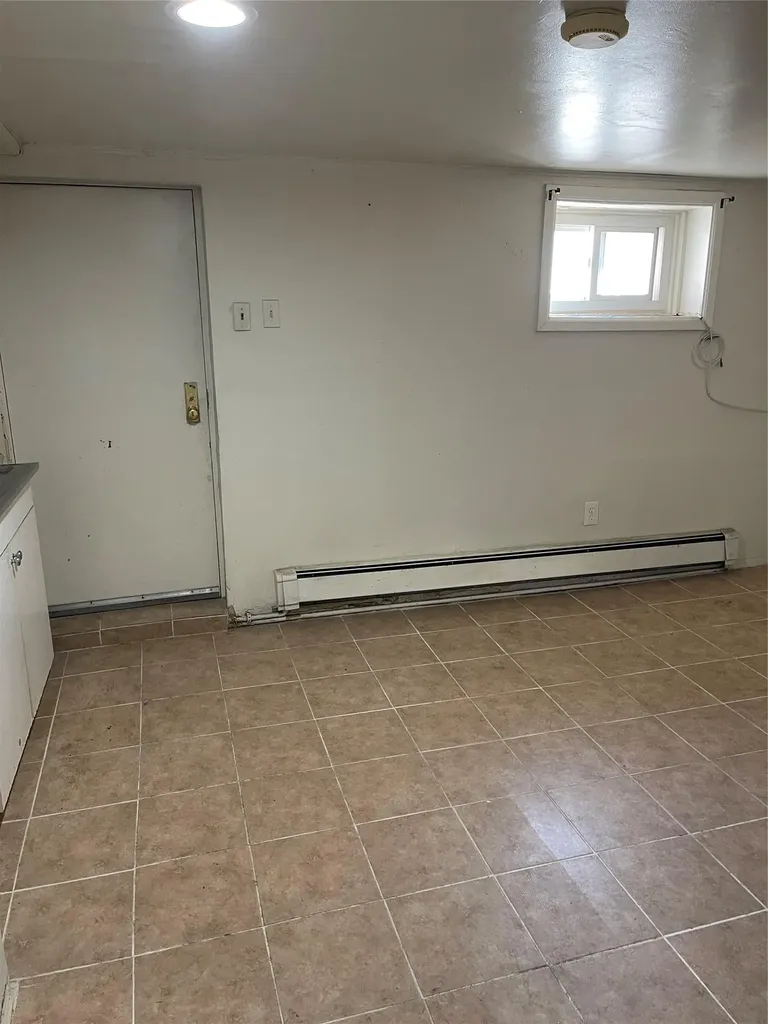 58 Dewitt Street Valley Stream NY 11580