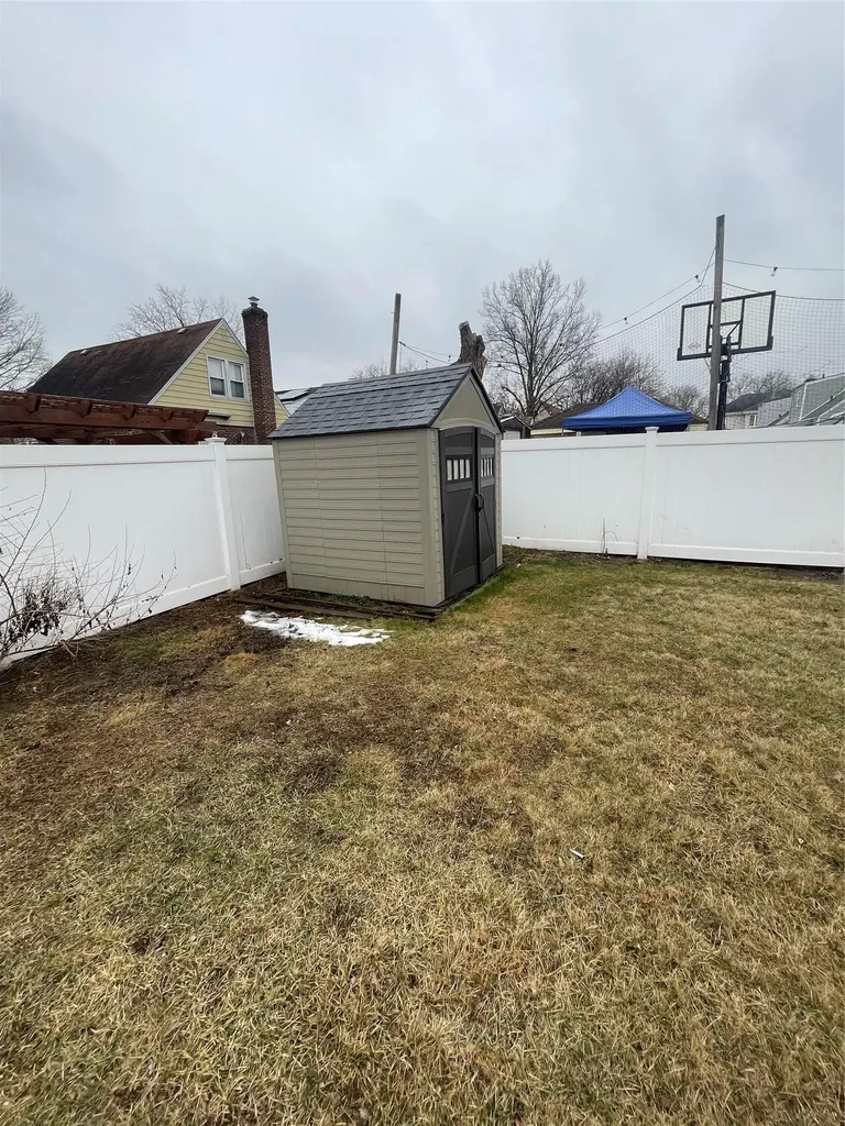 58 Dewitt Street Valley Stream NY 11580