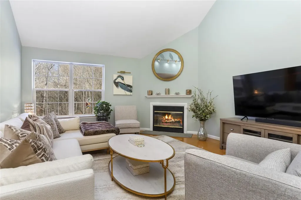 80 Sparrow Ridge Road Carmel NY 10512