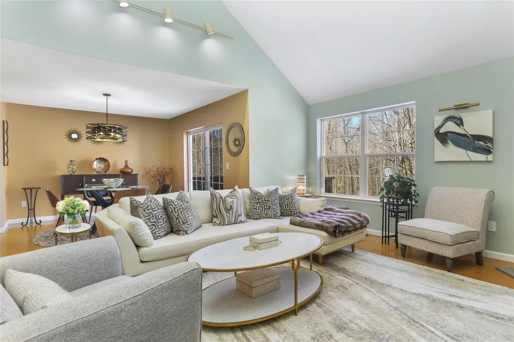 80 Sparrow Ridge Road Carmel NY 10512