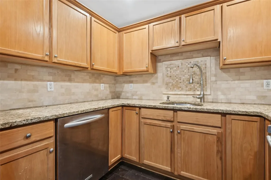 346 Medea Way Central Islip NY 11722