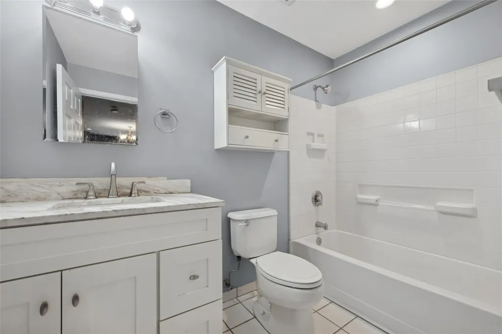 346 Medea Way Central Islip NY 11722